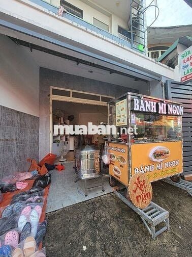 Sang nhượng gấp mặt bằng kinh doanh, mặt tiền đường số 30