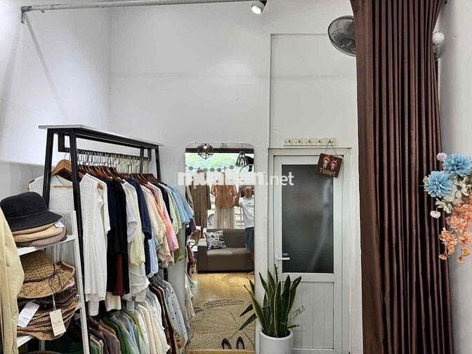 Cho thuê cửa hàng 50m2, 35 phố Quan Hoa, quận Cầu Giấy