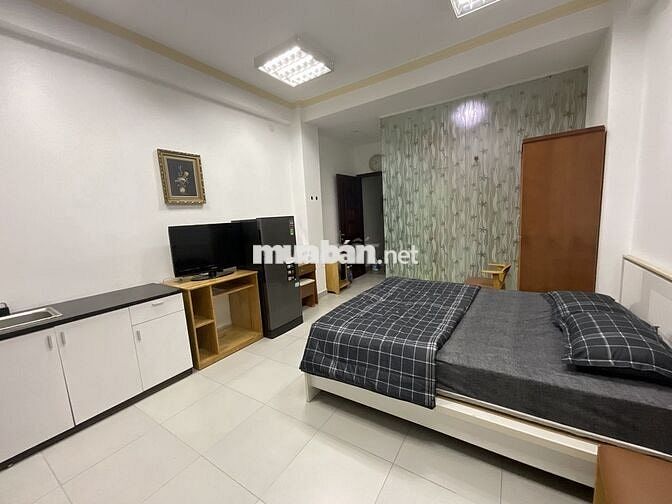 PHÒNG FULL NỘI THẤT BAN CÔNG LỚN NGAY CHỢ BÀ CHIỂU GIÁP Q3,PHÚ NHUẬN