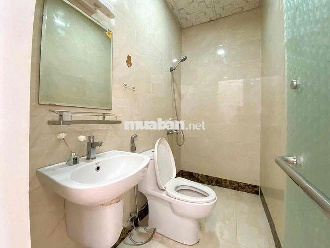 TÂN BÌNH- LẦU CAO, BAN CÔNG, THANG MÁY- KHU K300, GẦN SÂN BAY