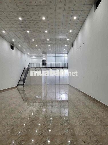 Cho thuê mặt bằng 270m2 trung tâm Thành Phố Mới, Thủ Dầu Một