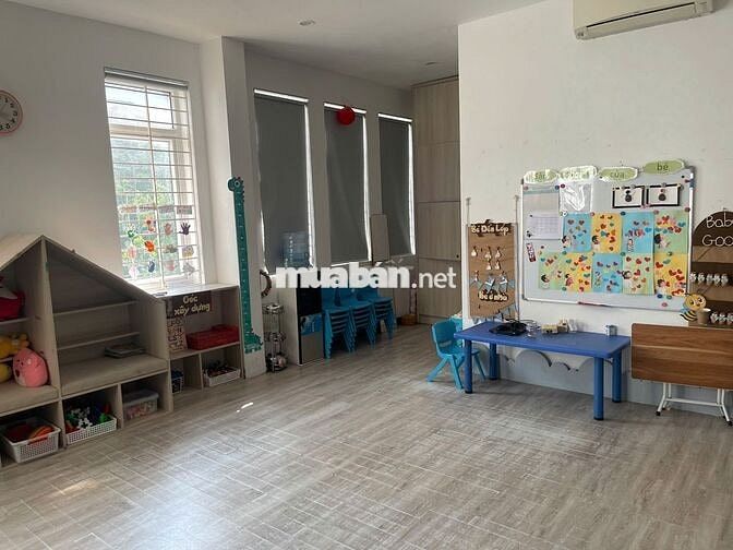 BT KĐT DỊCH VỌNG - CẦU GIẤY, 200m2 đất, XD: 100m2 x 3,5T, MT:10m.