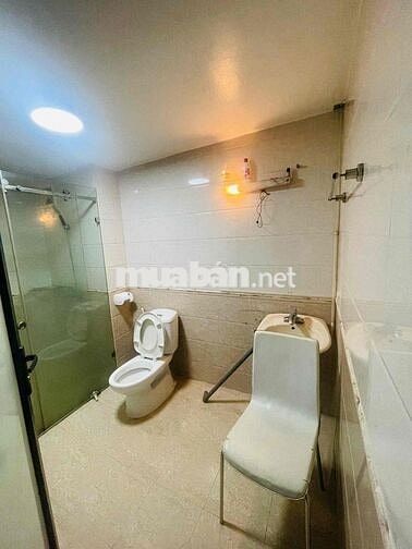 Cho thuê nhà 6 tầng 40m mặt phố kinh doanh Trần Đăng Ninh, Cầu Giấy