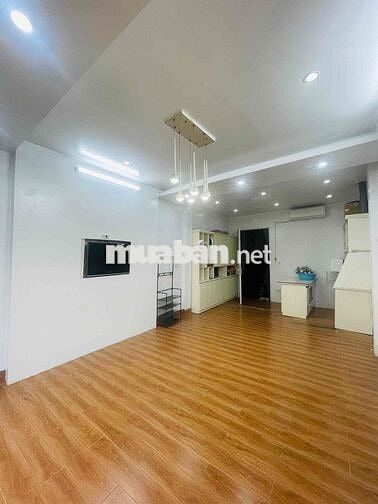 Cho thuê nhà 6 tầng 40m mặt phố kinh doanh Trần Đăng Ninh, Cầu Giấy