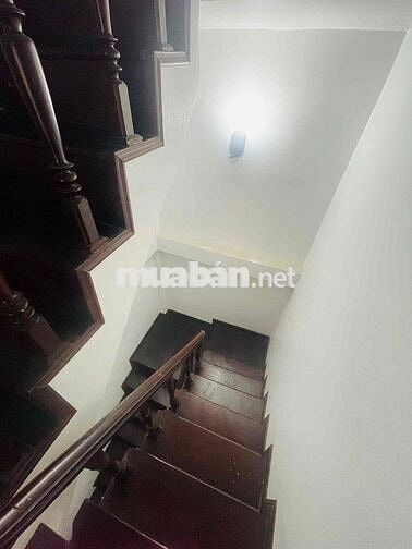 Cho thuê nhà 6 tầng 40m mặt phố kinh doanh Trần Đăng Ninh, Cầu Giấy