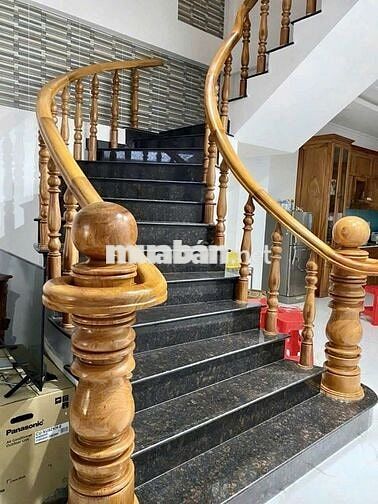 Bán nhà mặt tiền Mai Hắc Đế Quận 8 gần Trường và Chợ kinh doanh tốt