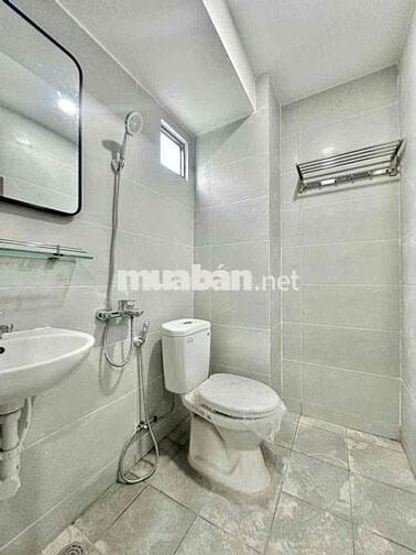 Phòng studio nội thất cơ bản mới tinh ngay metro Bình Thái, Đặng Văn