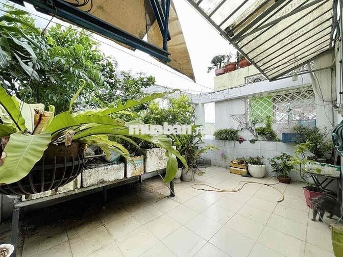 CÁCH 1 CĂN RA MT DƯƠNG QUẢNG HÀM, P5, GÒ VẤP, 5TẦNG XÂY DỰNG RẤT ĐẸP