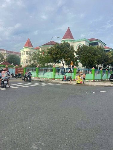 Chủ Kẹt Tiền Nhập Hàng Nên Bán Miếng Đất Ngay Đường Ngô Chí Quốc