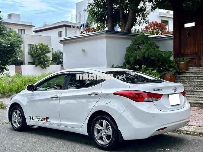 ❤️Hyundai Elantra 2013 1.6 MT - 110000 km ❤️