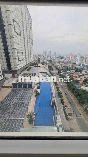 Em cần sang lại HĐ thuê căn 3PN 95m2 / Nhà trống có rèm / Giá 13,5tr