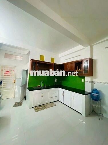 4x14m Sân để xe💥Nhà thuê Gò Vấp💥gần Phạm Văn Chiêu - Chợ Thạch Đà