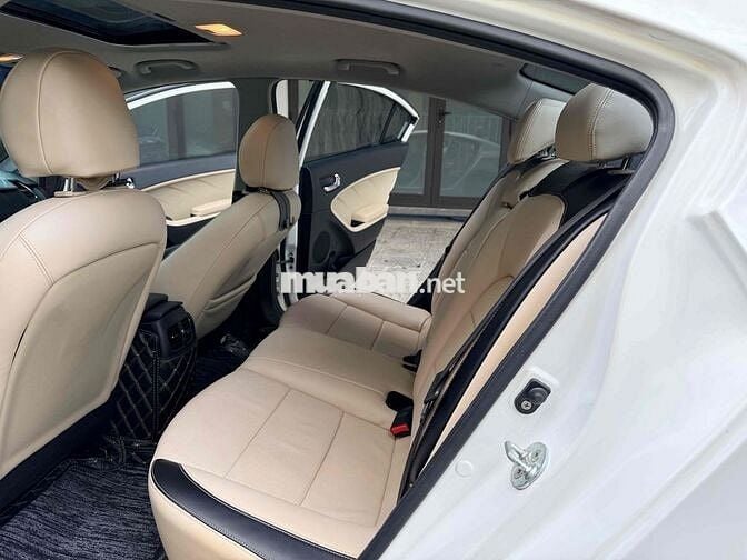 Kia Cerato 2016 1.6 AT - 100000 km