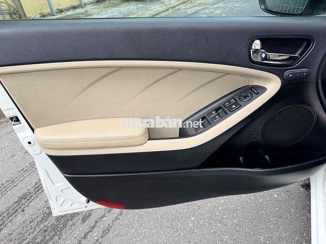 Kia Cerato 2016 1.6 AT - 100000 km