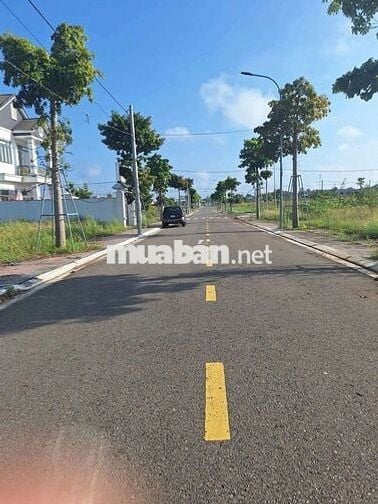 Chủ ngộp bán nhanh lô đất trục chính đường số 28 Hòa Long 133m2/1ty480