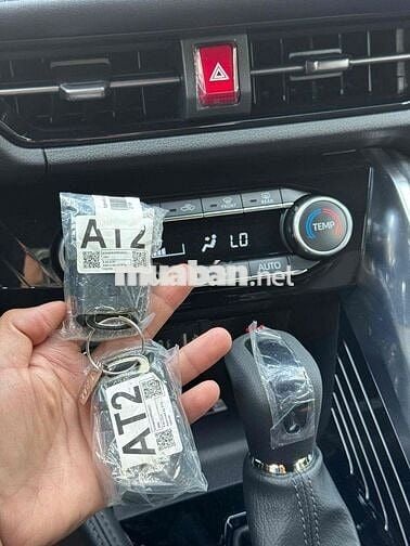 Toyota Yaris Cross 2025 1.5-7 km- Xe mới 99.99%