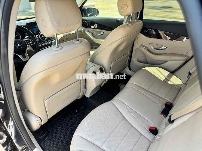 Mercedes Benz GLC200 2022 - 29000 km