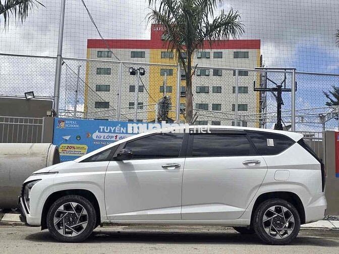 Hyundai Stargazer 1.5 AT Đặc biệt 2022 - 41000km