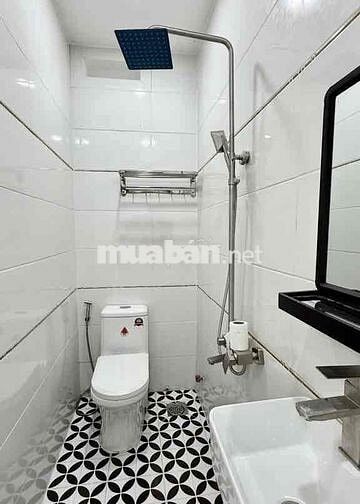 Bán nhà 4 tầng trung tâm Bình Tân, khu đồng bộ, chỉ 5,3T còn TL