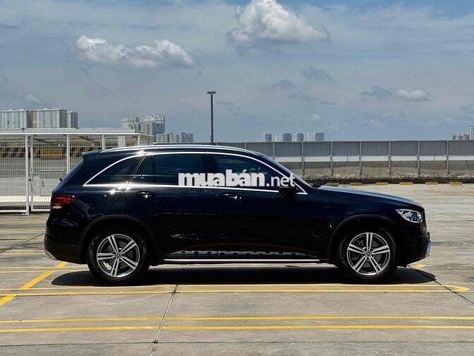 Mercedes Benz GLC200 2022 - 29000 km