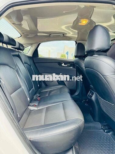 Kia K3 2022 1.6 MT