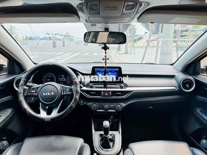 Kia K3 2022 1.6 MT
