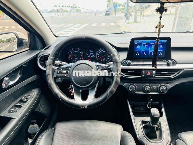 Kia K3 2022 1.6 MT