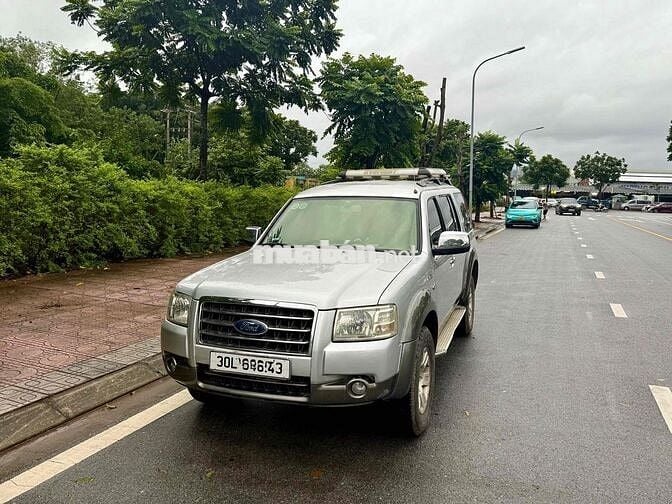 Ford Everest 2008 2.5L 4x2 AT - 186000 km
