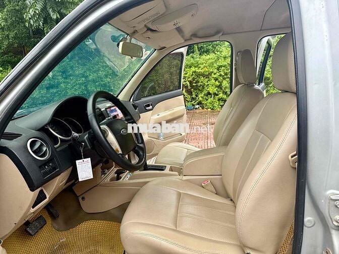 Ford Everest 2008 2.5L 4x2 AT - 186000 km
