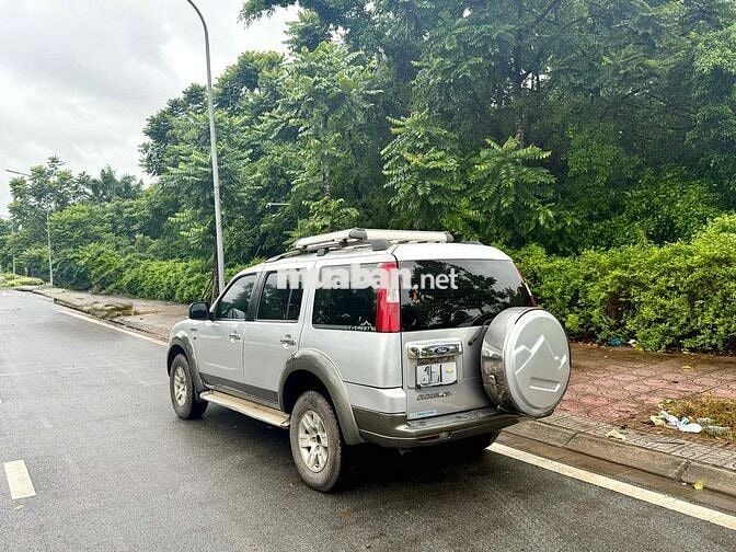 Ford Everest 2008 2.5L 4x2 AT - 186000 km