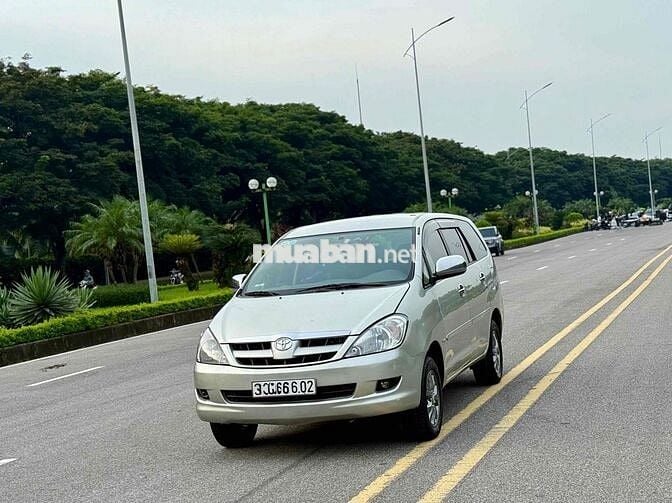 Toyota Innova 2007 G - 136000 km