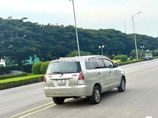 Toyota Innova 2007 G - 136000 km