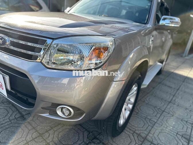 Ford Everest 2014 Limited số tự động