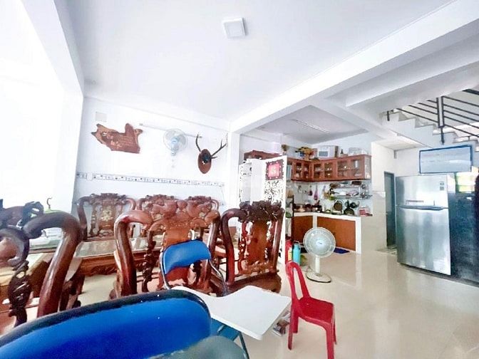 BÁN NHÀ PHẠM VĂN ĐỒNG - SHR NỞ HẬU - HẺM 6M XE TẢI