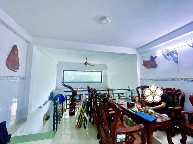 BÁN NHÀ PHẠM VĂN ĐỒNG - SHR NỞ HẬU - HẺM 6M XE TẢI