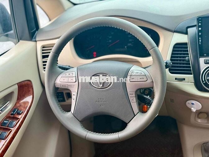 Toyota Innova 2007 G - 136000 km
