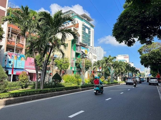 Bán căn góc 2 mặt tiền đường 24m P.Tân Kiểng giá 39 Tỷ TL