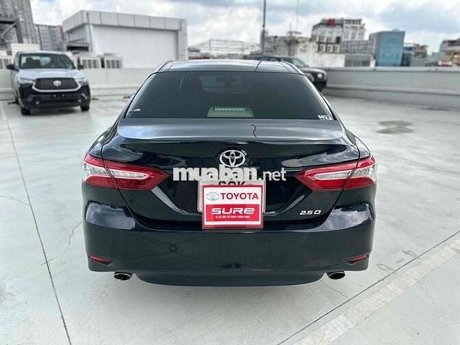 Toyota Camry 2019 2.5Q - tự động xe đẹp BH HÃNG
