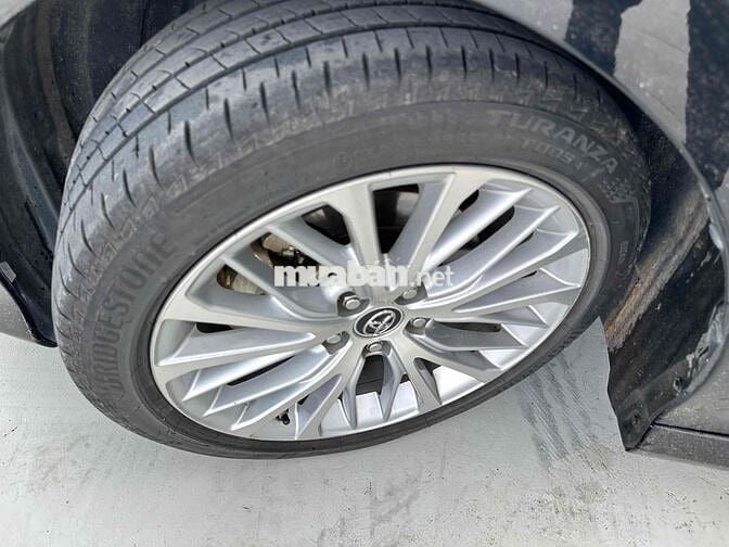 Toyota Camry 2019 2.5Q - tự động xe đẹp BH HÃNG