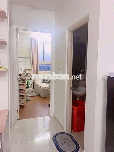 Bán Toky Tower 2pn 2wc. Căn góc full nội thất
