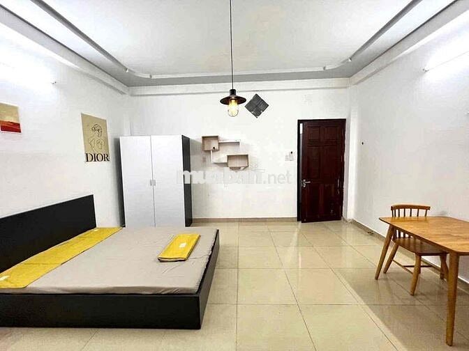 PHÒNG STUDIO 35M2 - FULL NỘI THẤT - NGAY CV HOÀNG VĂN THỤ