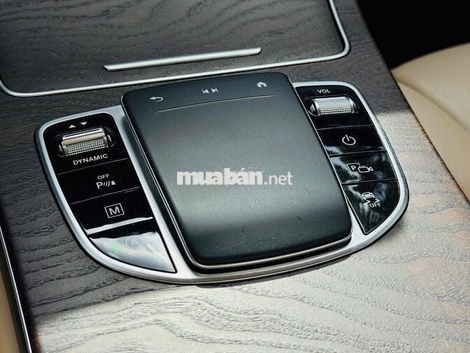 Mercedes Benz GLC200 4Matic 2021