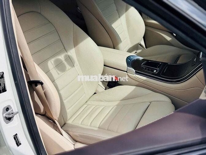 Mercedes Benz GLC200 4Matic 2021