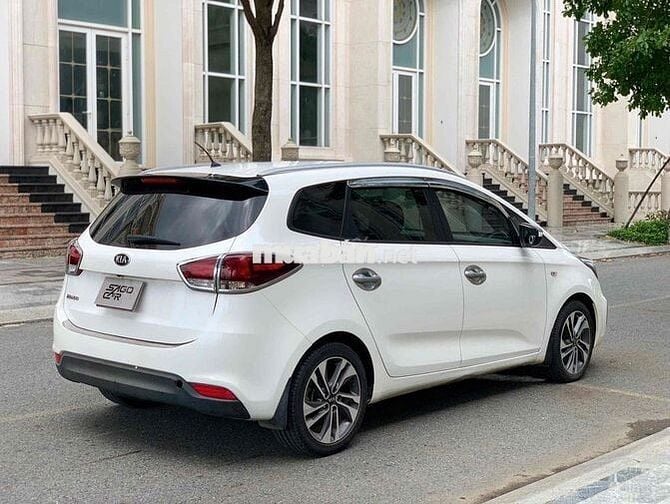Xe Gia Đình kia Rondo 2021 Số Sàn Đi ít