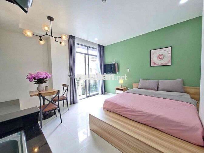STUDIO CÓ BAN CÔNG GẦN SÂN BAY TSN, NHÀ GA T3, SÂN BAY QUẬN TÂN BÌNH