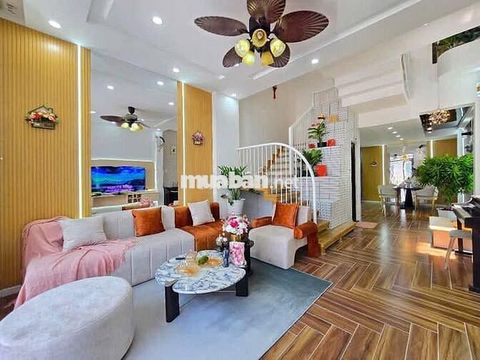 MUA LÀ LỜI CHỈ 832TR Đã sở hữu ngay một ngôi nhà tại SG