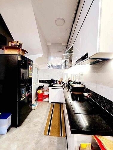 Bán nhà 5 tầng mới xây, đầy đủ nội thất Đường Láng hạ.