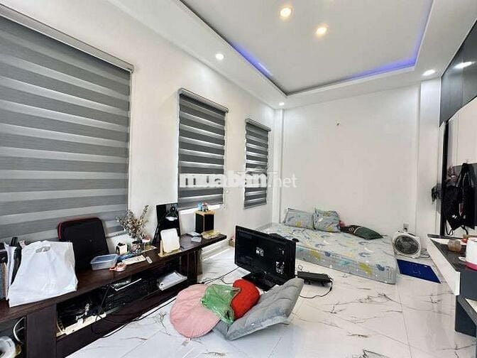 💡5 TẦNG mới đẹp MẶT TIỀN THỤT NGUYỄN VĂN ĐẬU _ Ngang 5.2m Giá 7.7 tỷ
