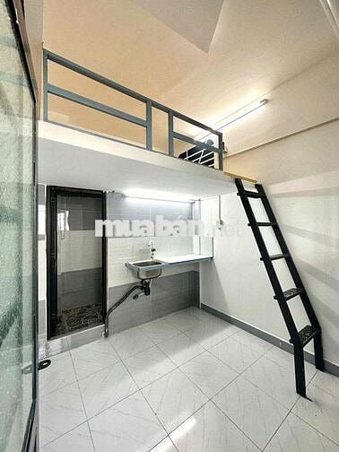 PHÒNG CÓ MÁY LẠNH, GÁC, CỬA SỔ 3TR7có thang máy ngay đường Bạch đằng