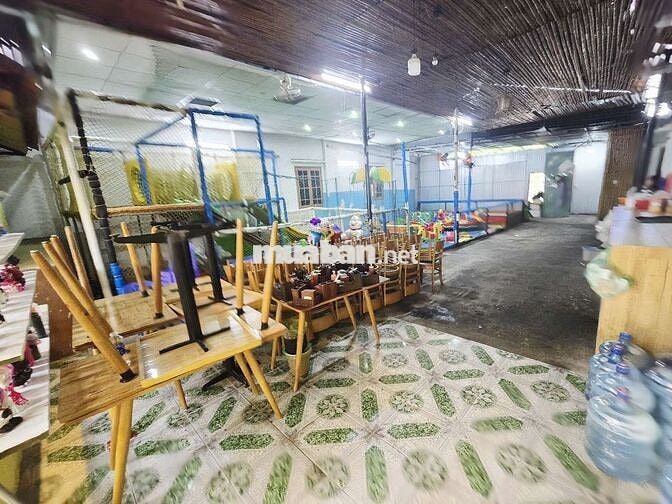 Mặt bằng ngay cổng KCN Điện Ngọc